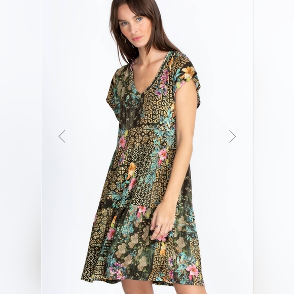 Johnny Was Dresses & Skirts - Johnny Was Weller Tiered Hem V-neck Mini Dress Sz Small Women's